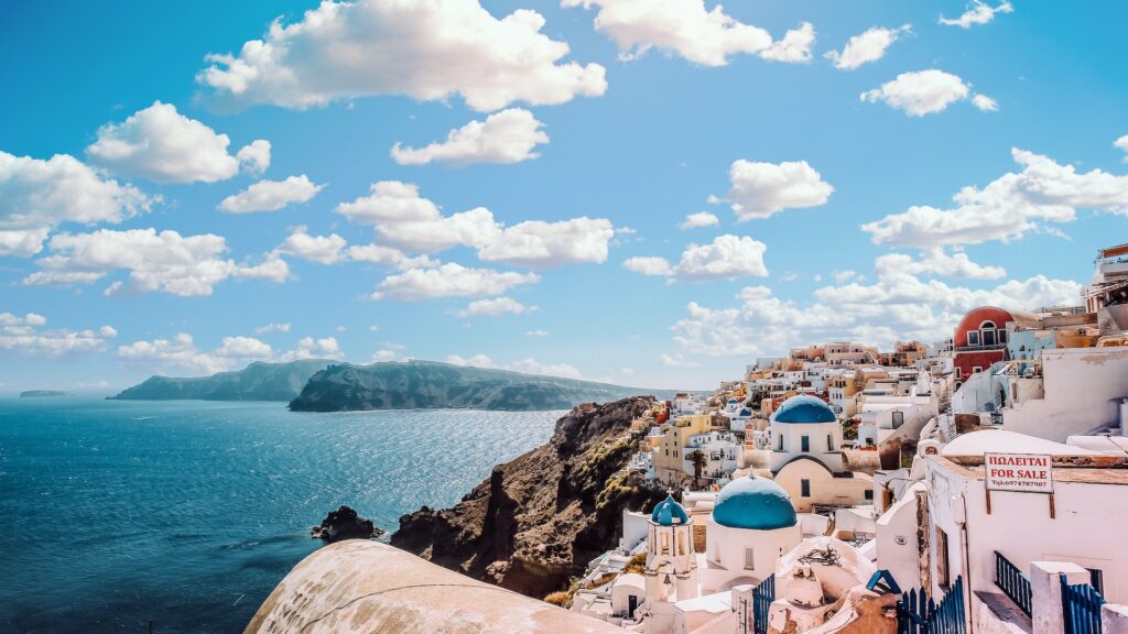 Sun, Sea, Santorini -Exploring the Summers in Greece